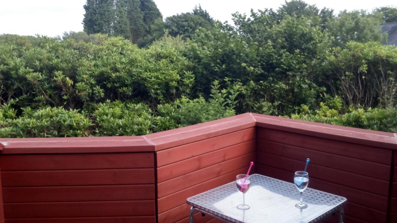 28 Yew Lodge 암로스 외부 사진