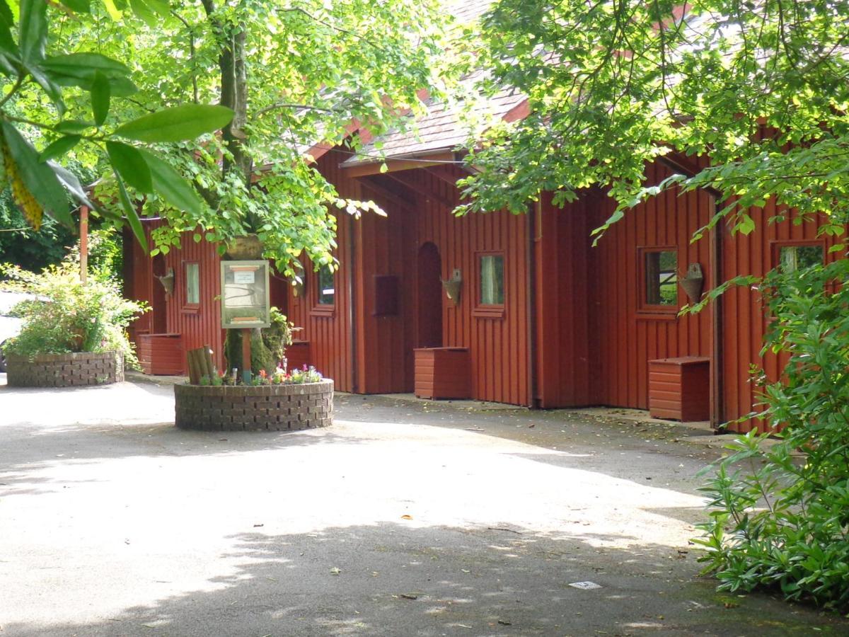 28 Yew Lodge 암로스 외부 사진